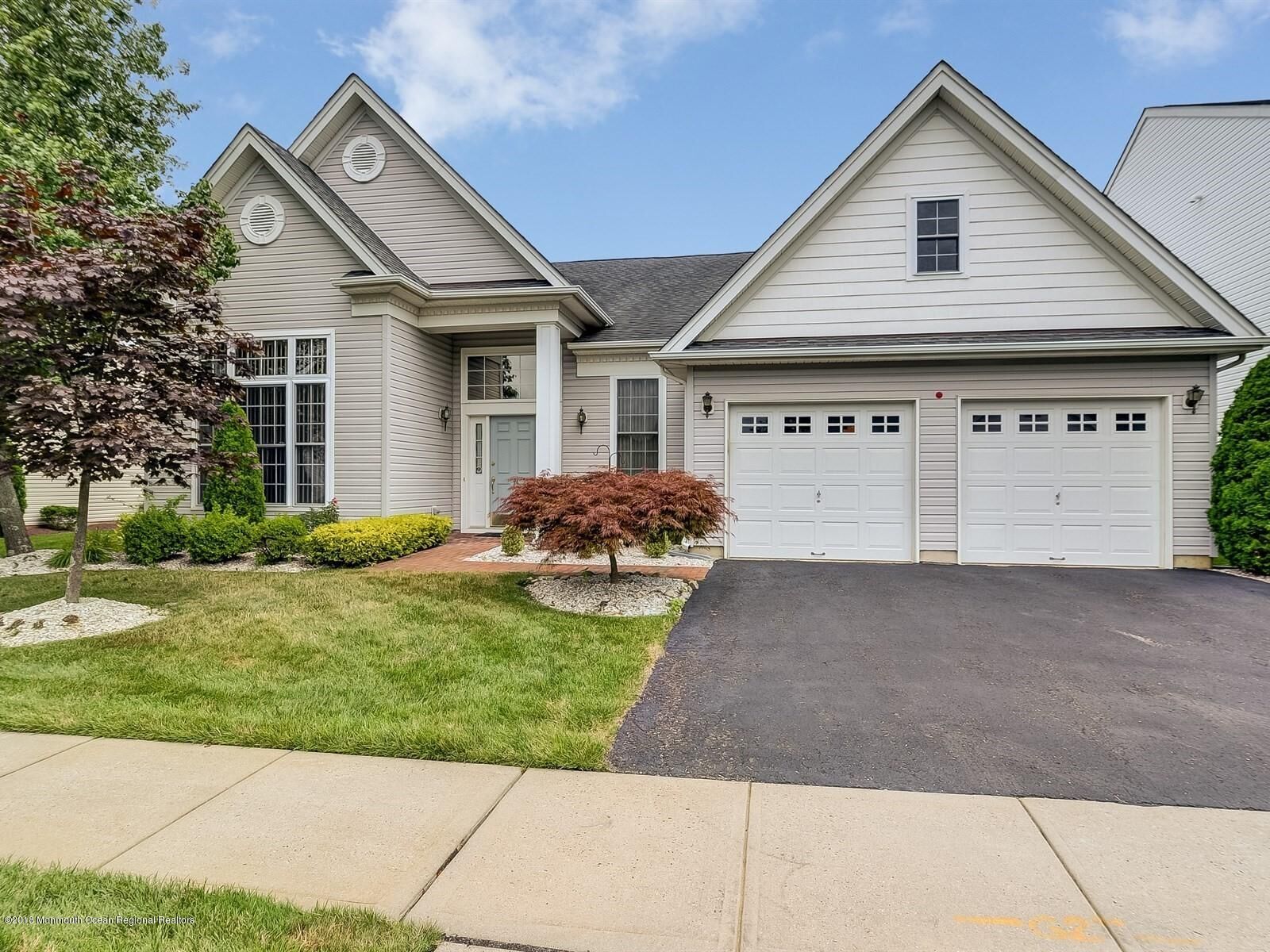 Property Photo:  37 Crenshaw Court  NJ 08831 