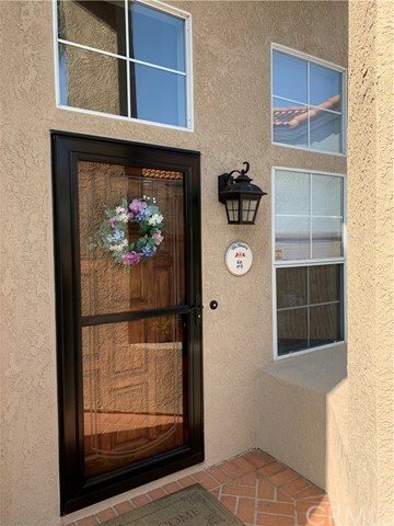 Property Photo:  40605 Via Malagas  CA 92562 