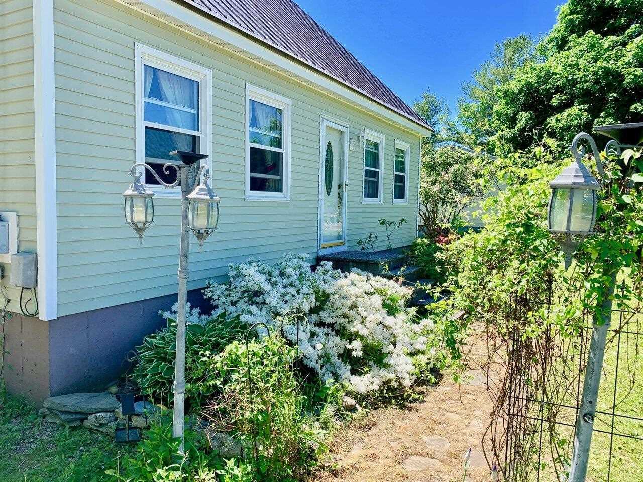 Property Photo:  90 Lower Welden Street  VT 05478 