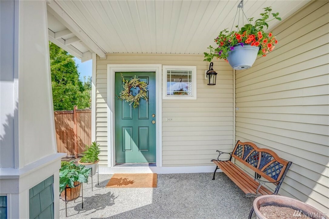 Property Photo: 33002 41st Wy S WA 98001
