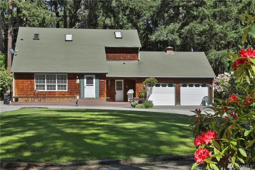 Property Photo:  4308 Walden Lp  WA 98253 