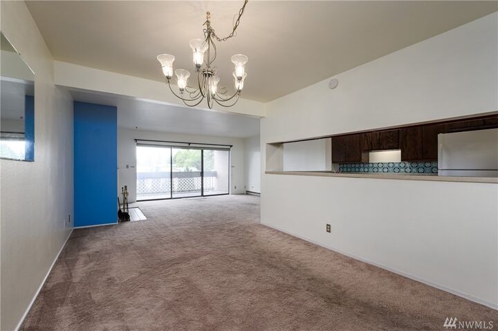 Property Photo:  2021 N Laventure Rd 204  WA 98273 