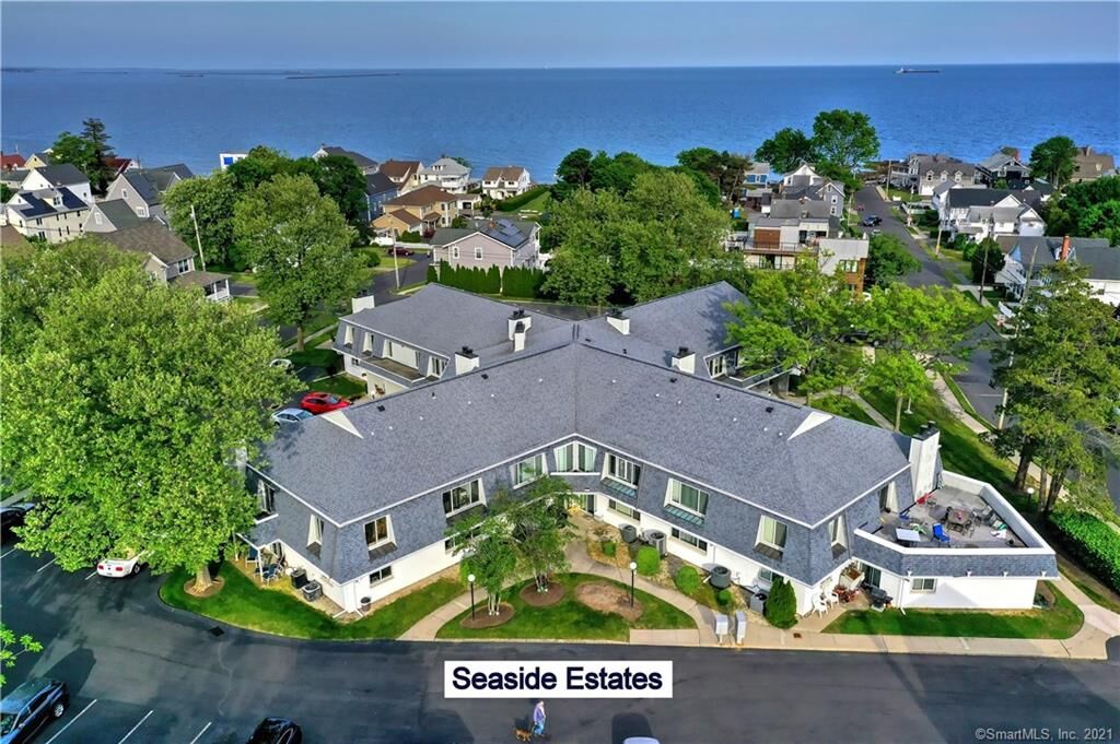 Property Photo: 19 Dixon Street K CT 06460