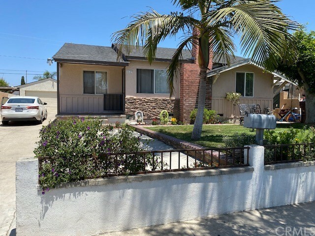 Property Photo:  1629 Highland Street  CA 92703 