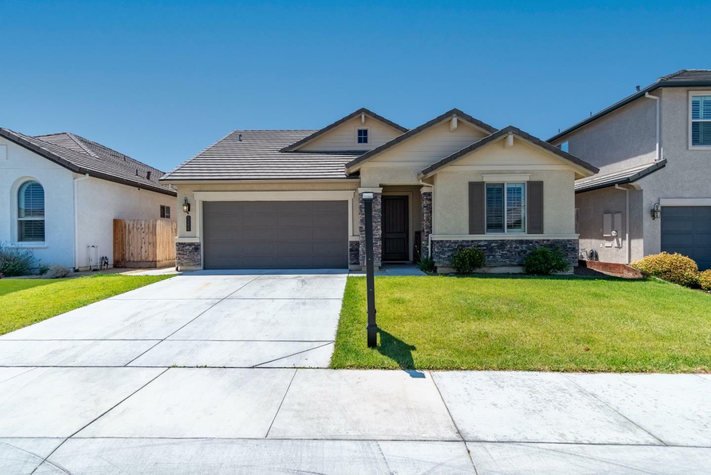 Property Photo:  1576 Foxtail Court  CA 95023 