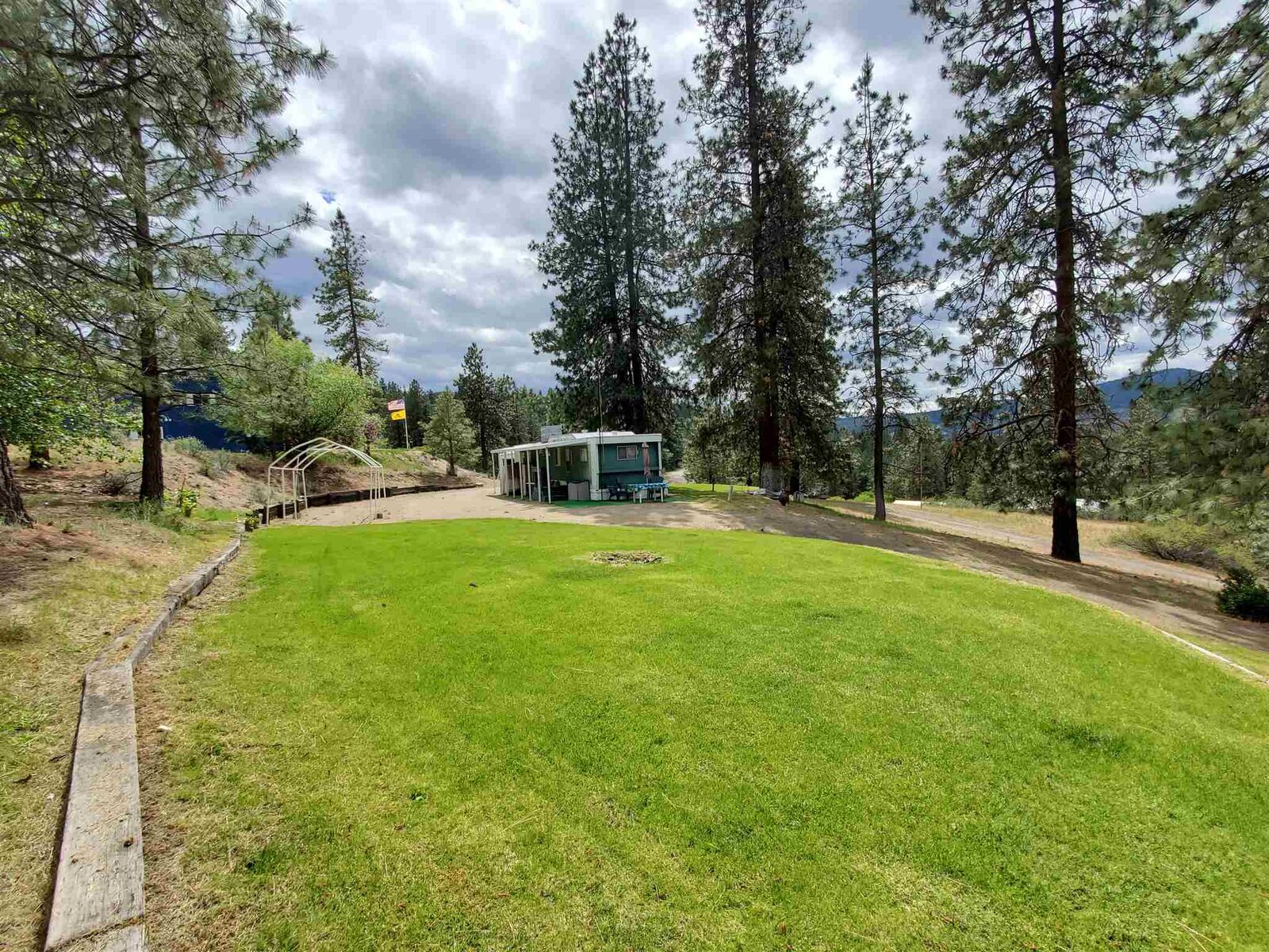 Property Photo: 31922 E Phillips Ln WA 99122