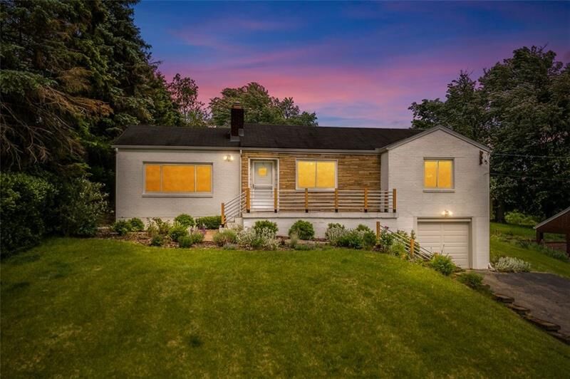 Property Photo:  7068 Shannon Rd  PA 15147 