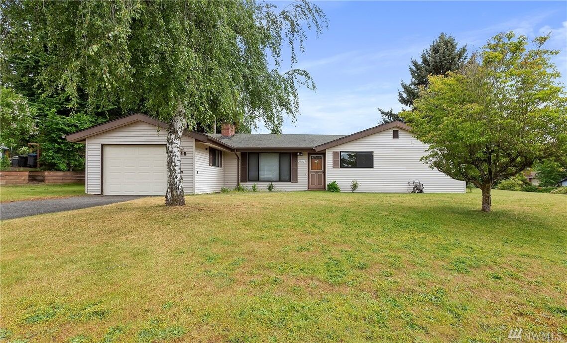 Property Photo: 4210 Westview Dr WA 98310