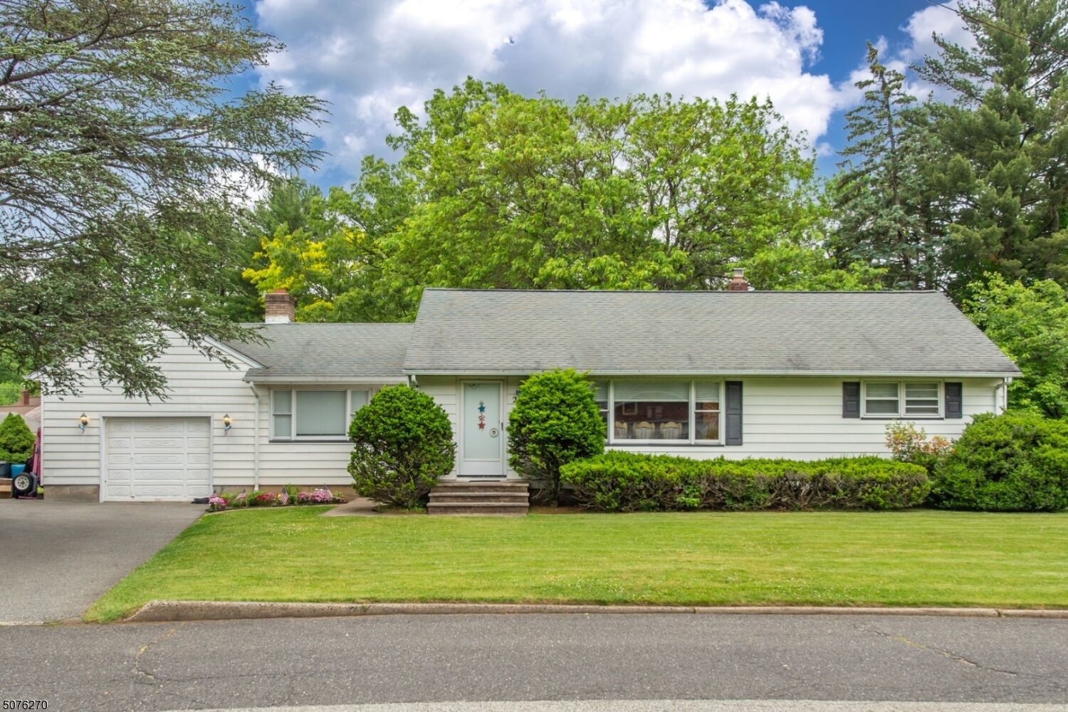 Property Photo: 25 Jerome Pl NJ 07470