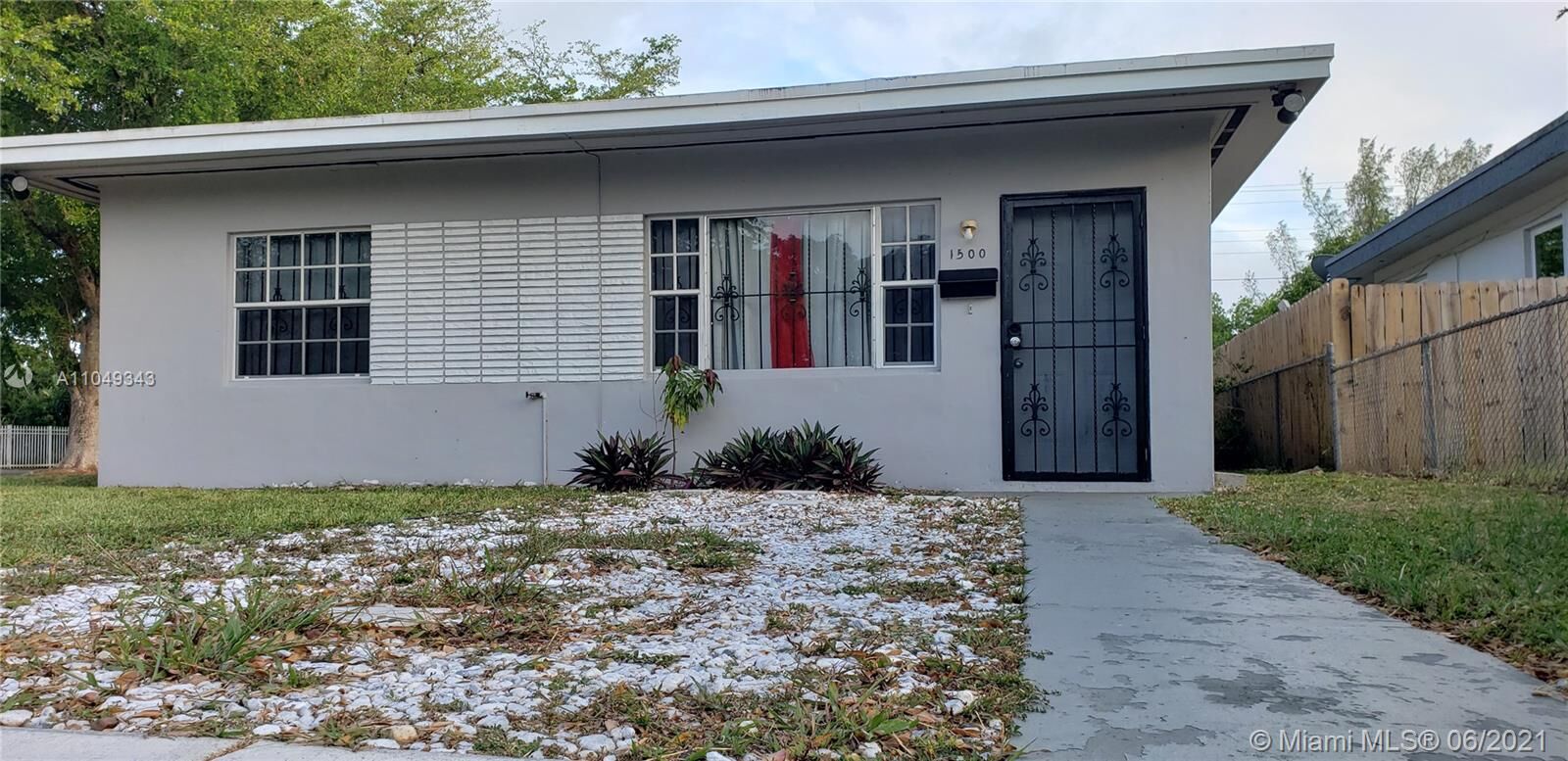 Property Photo: 1500 NW 122nd St FL 33167