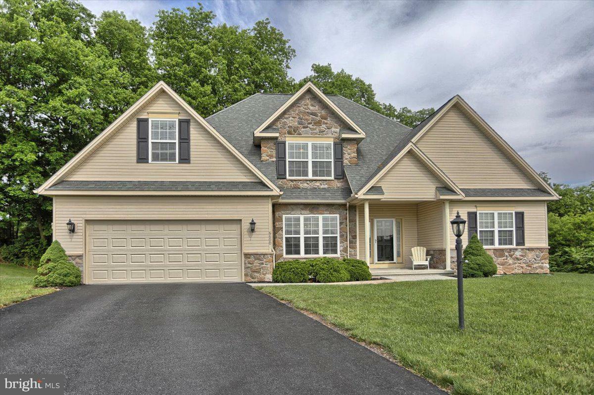 Property Photo: 6600 Norfolk Place PA 17111