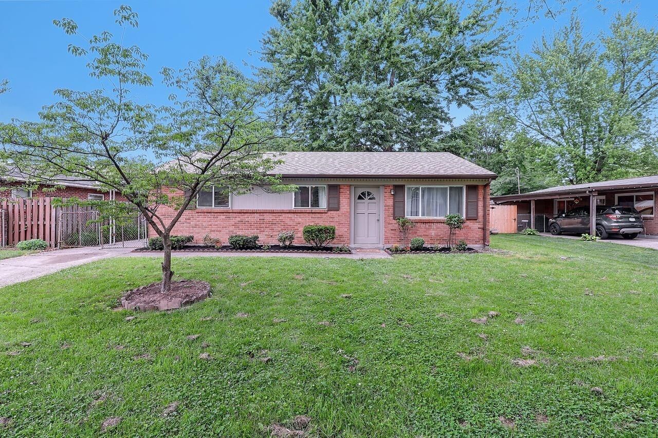 Property Photo: 5703 Crab Apple Way OH 45150