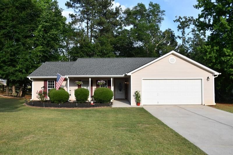 Property Photo: 580 Matt Lane GA 30620