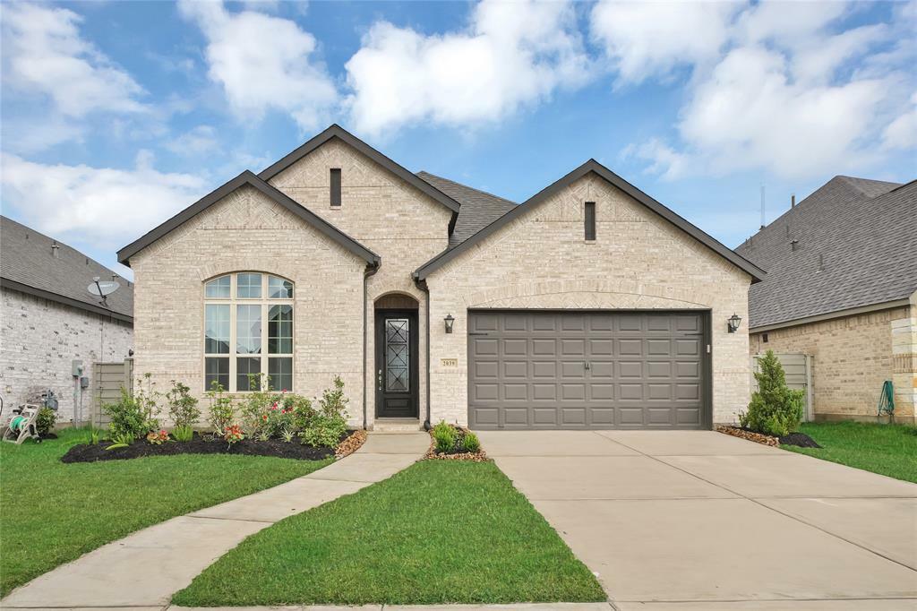 Property Photo:  2039 Blackhawk Ridge Lane  TX 77578 