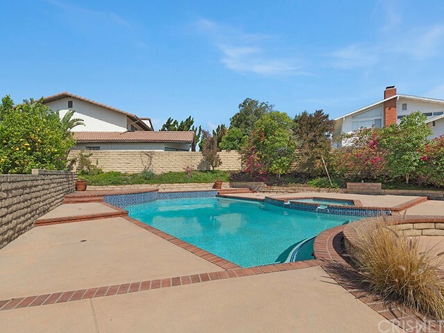 Property Photo:  11619 Spy Glass Drive  CA 91326 