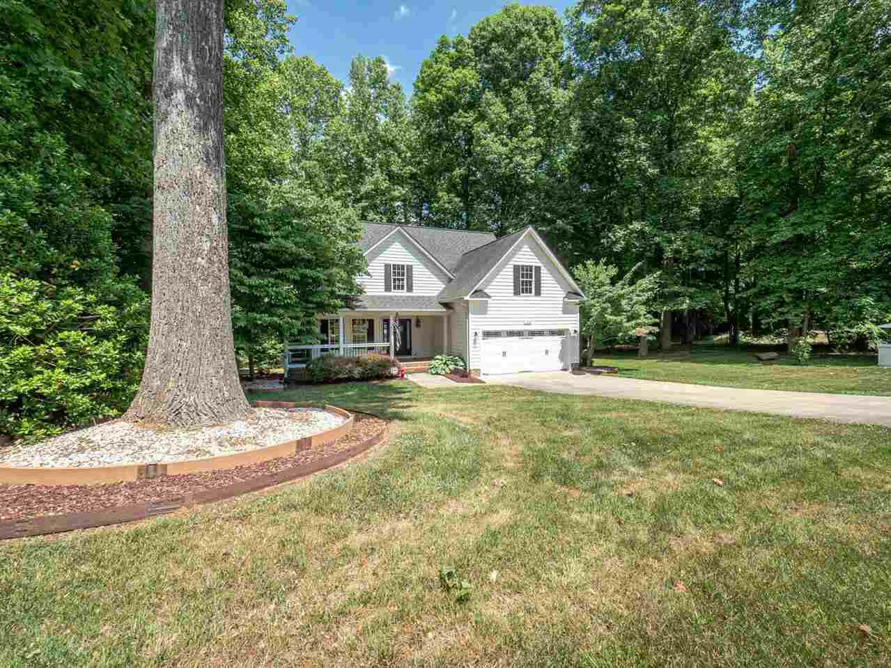 Property Photo:  122 Creekside Drive  NC 27565 