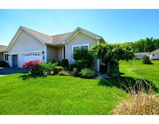 Property Photo: 122 Cherry Dr 122 MA 01095