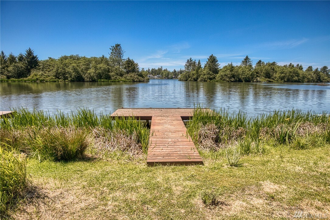 Property Photo:  585 Duck Lake Dr SE  WA 98569 