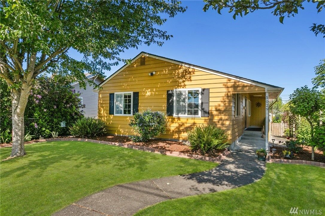 Property Photo: 5029 S Thompson Ave WA 98408