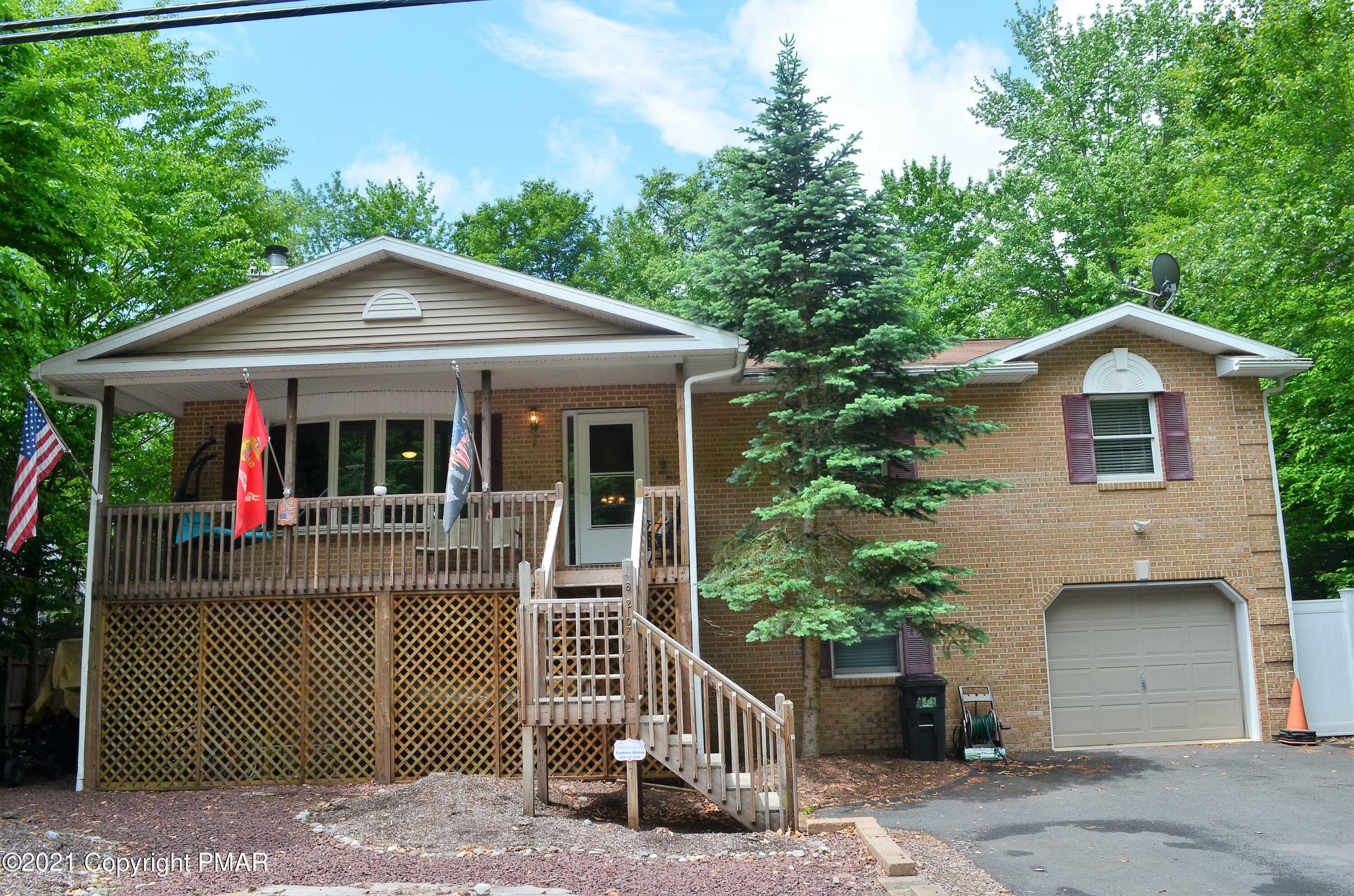 Property Photo:  232 Choctaw Dr  PA 18347 