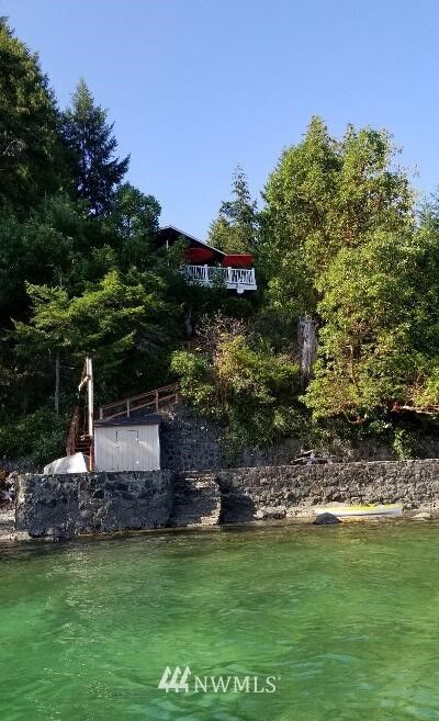 Property Photo: 197 Canal Lane Court WA 98320