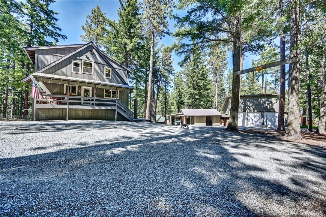 Property Photo:  1291 Sky Meadows Dr  WA 98922 