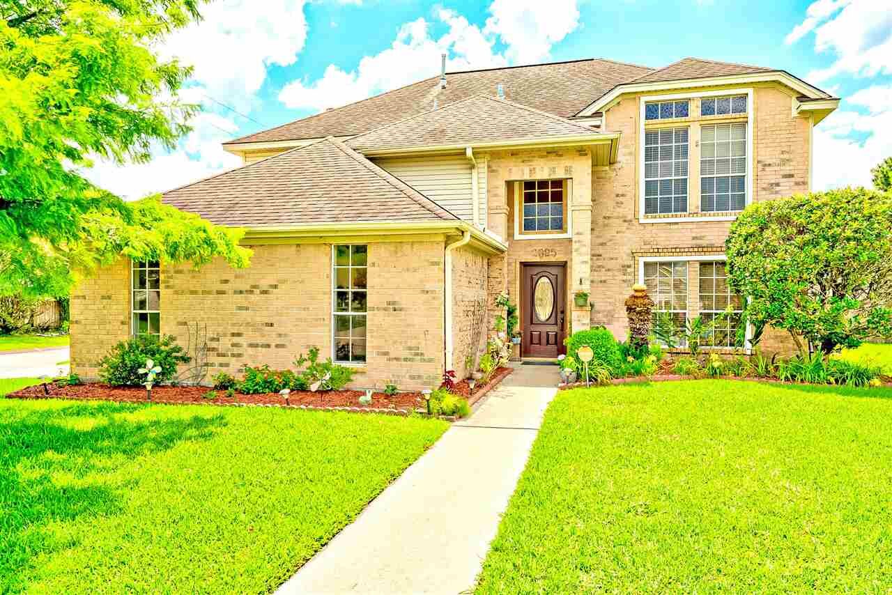 Property Photo: 2325 Sunflower TX 77713