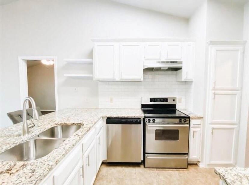 Property Photo: 7809 Tyra Court TX 76148