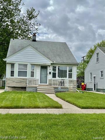 Property Photo:  23031 Teppert Avenue  MI 48021 