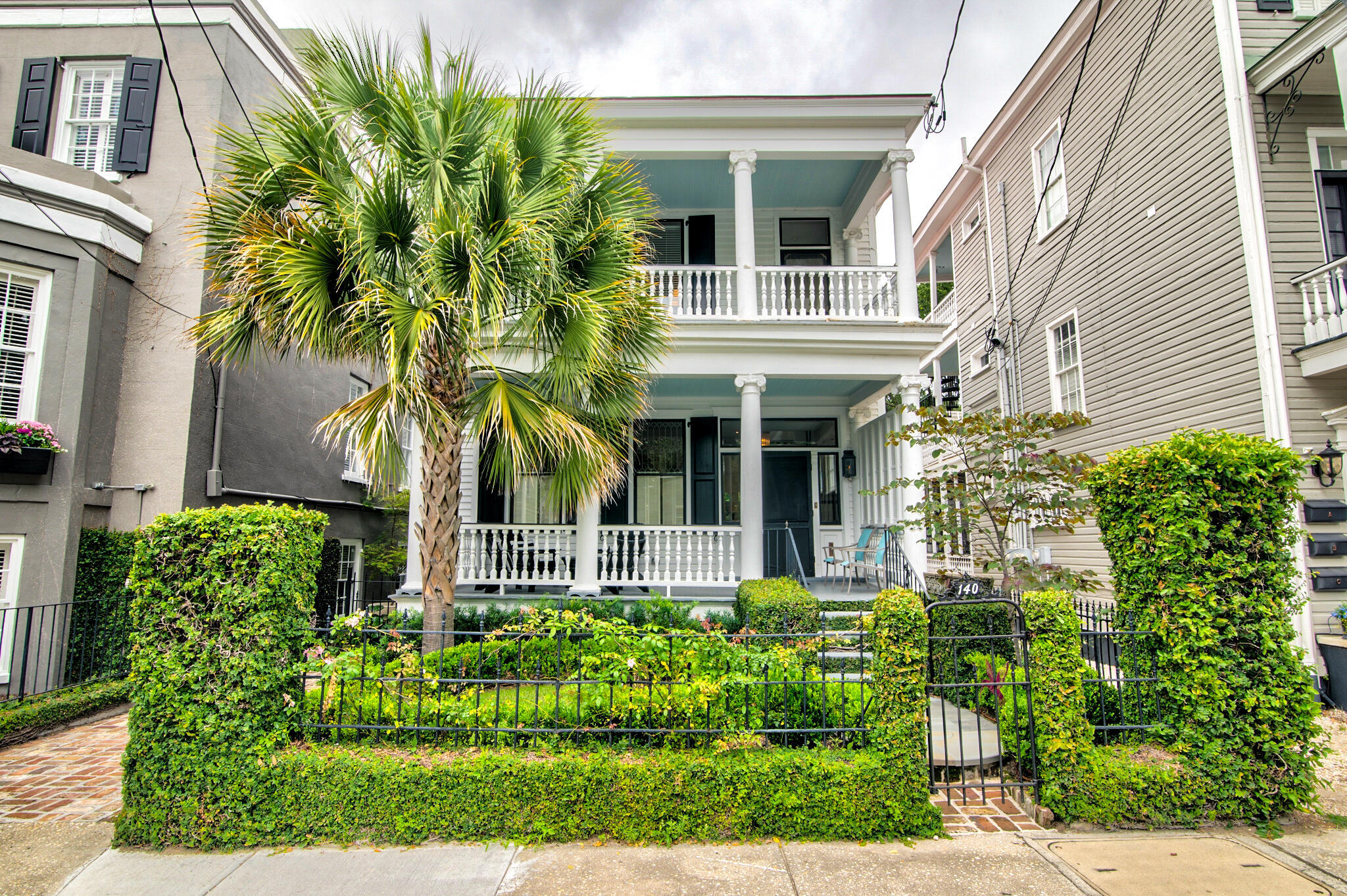 Property Photo:  140 Tradd Street  SC 29401 