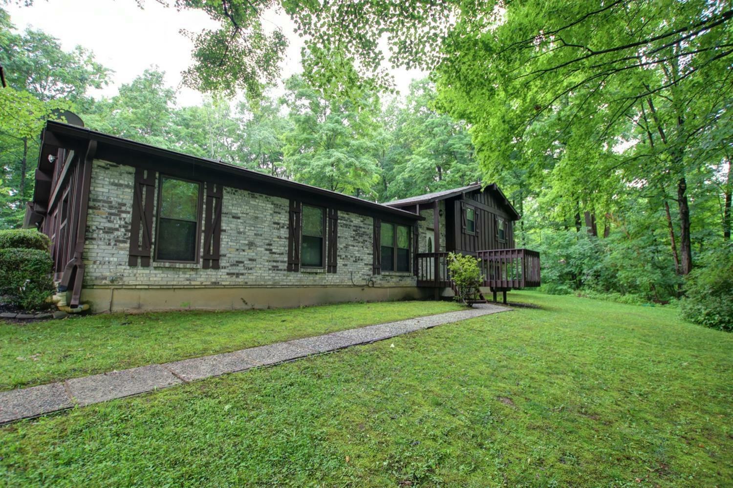 Property Photo: 3 Hickory Woods Ln OH 45140