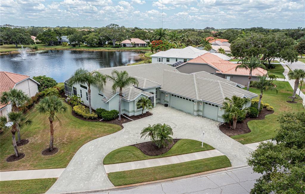 Property Photo:  165 Grand Oak Circle  FL 34292 