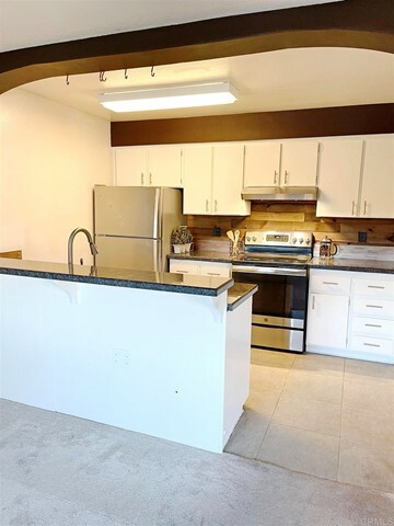 Property Photo:  4082 Valeta St 361  CA 92110 