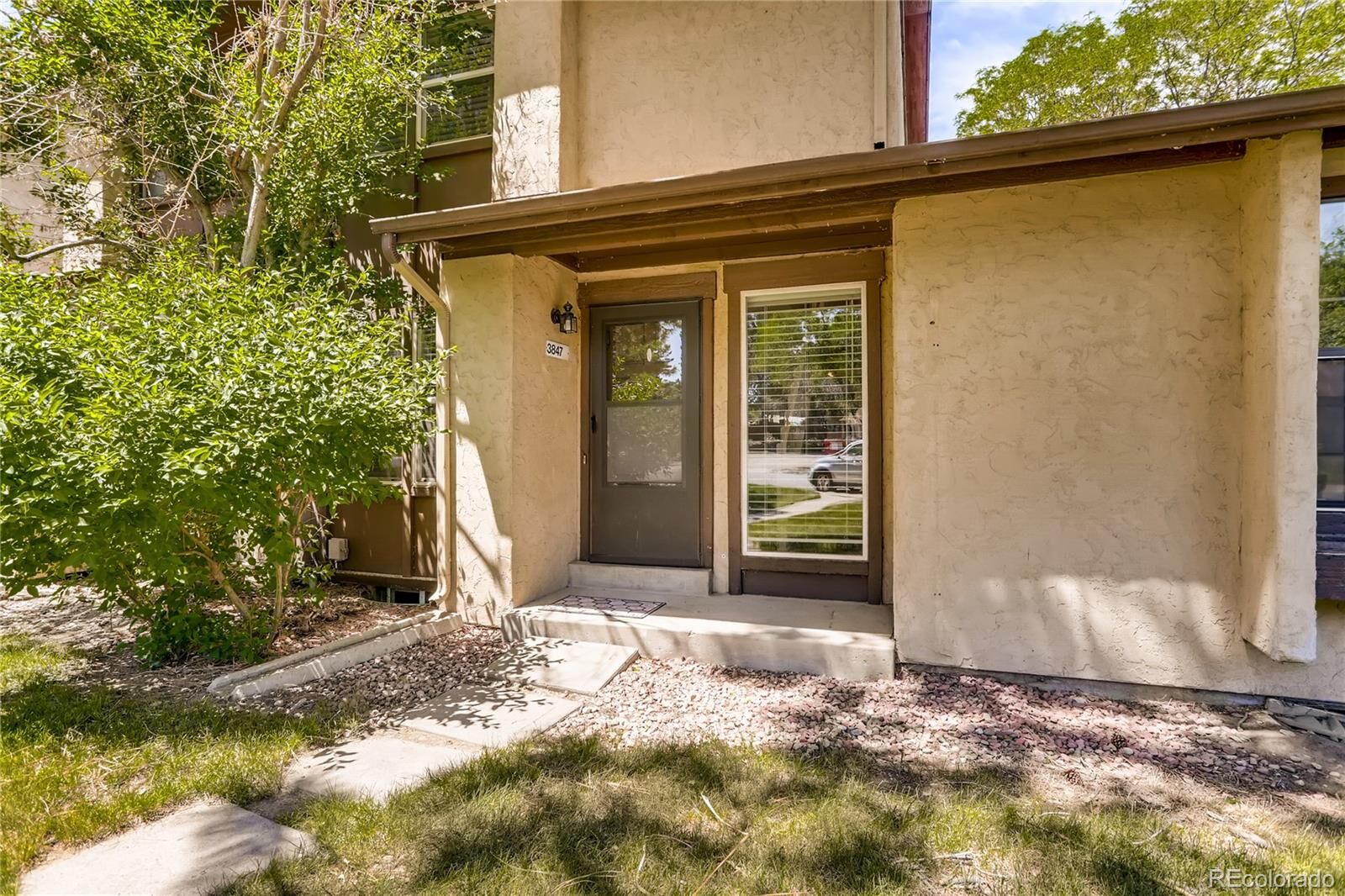 Property Photo: 3847 S Evanston Street CO 80014