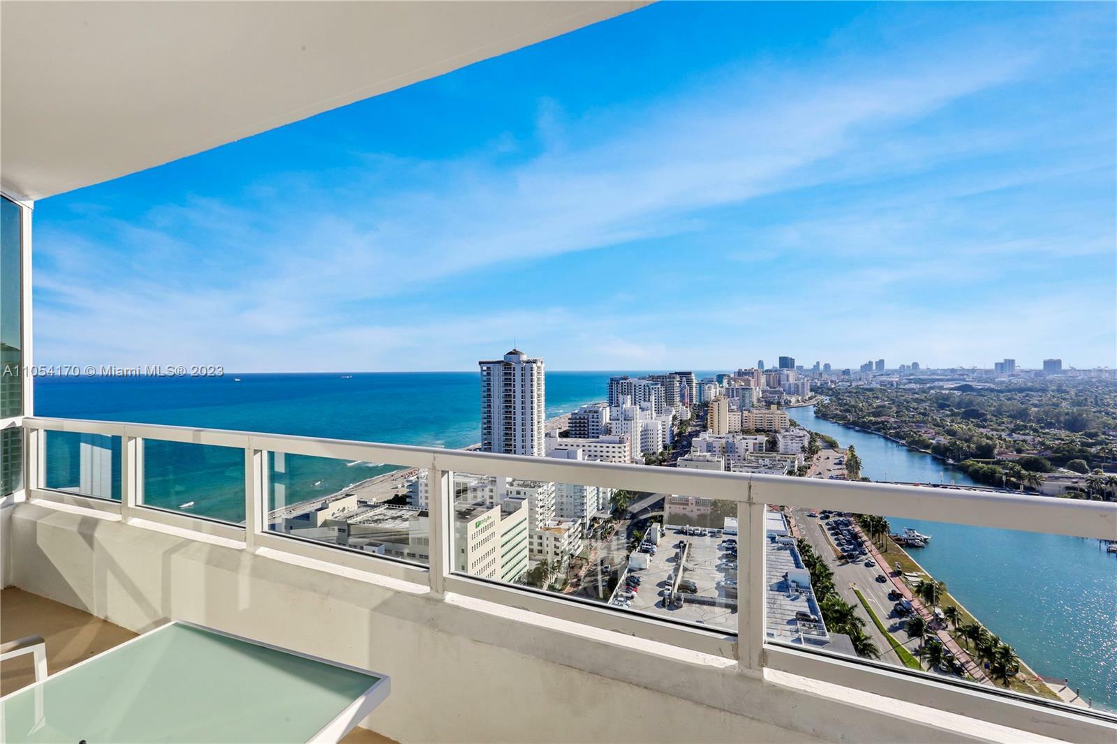 Property Photo:  4401 Collins Ave 2610/2612  FL 33140 