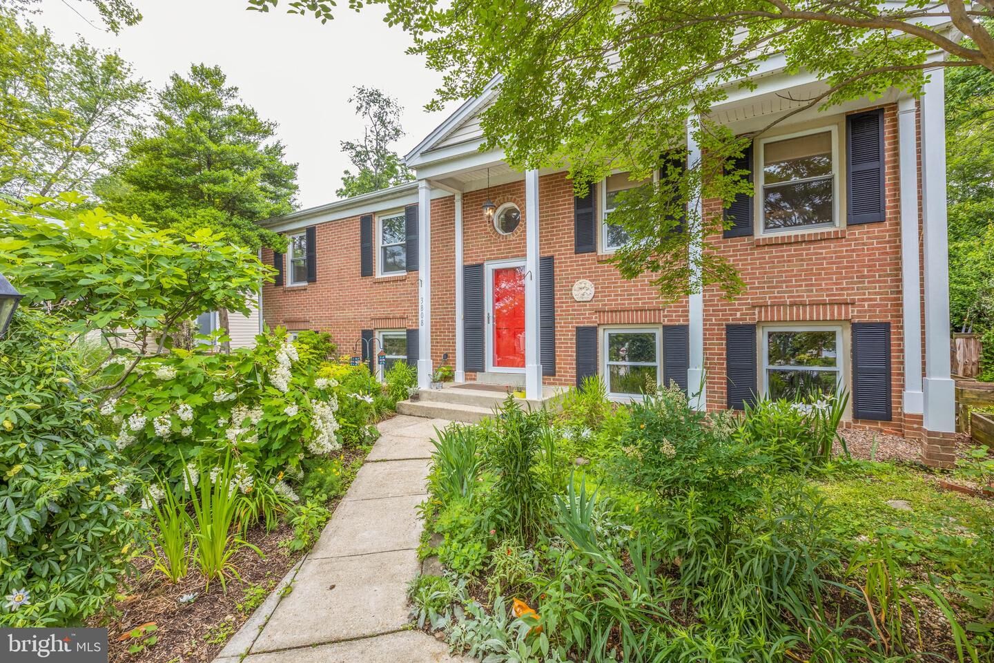 Property Photo:  3808 Stonebridge Road  VA 22306 