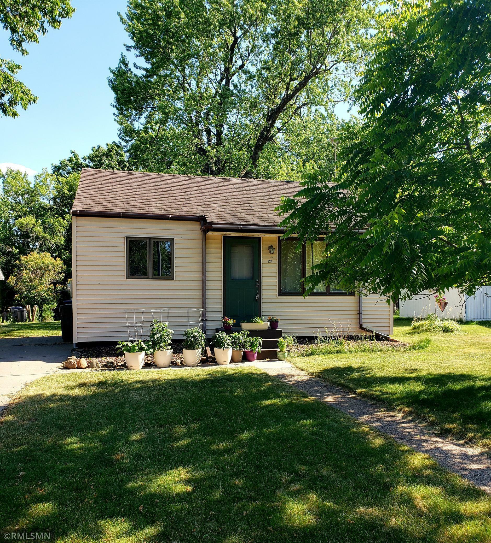 Property Photo:  124 W 6th Street  WI 54017 