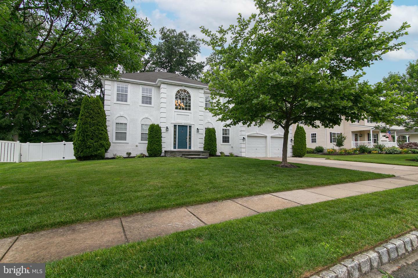 Property Photo:  1808 Fernwood Drive  NJ 08096 