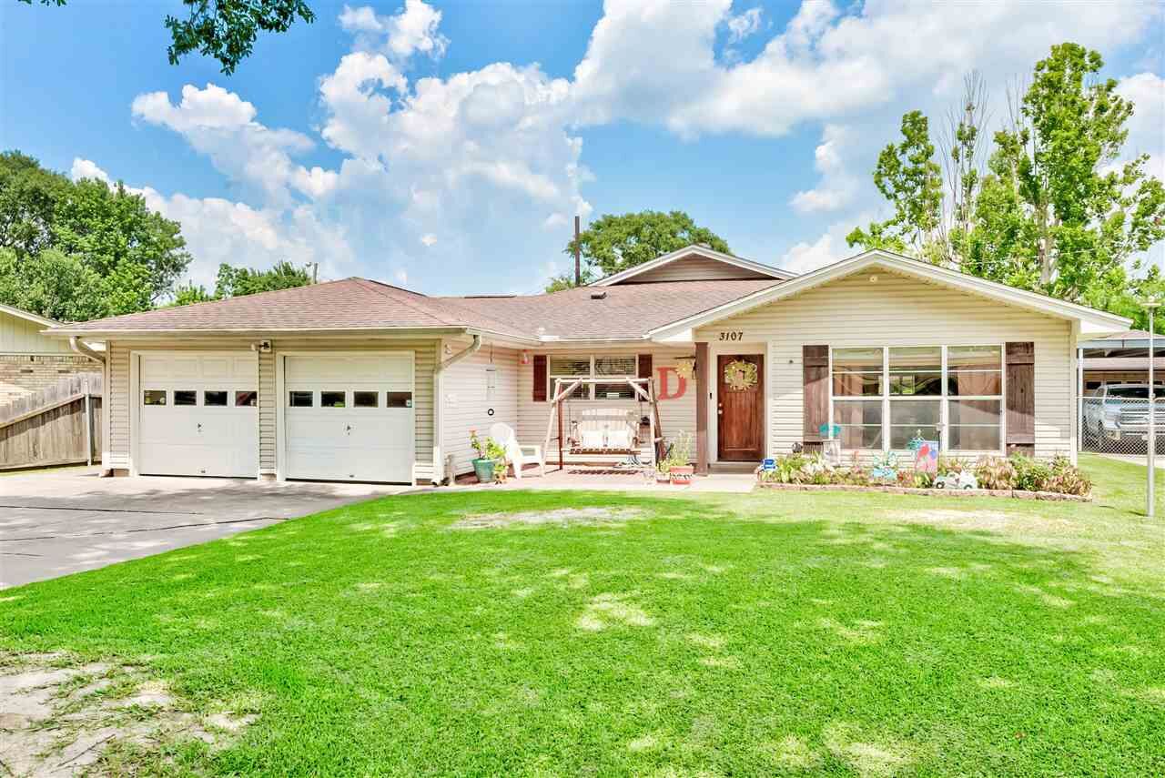 Property Photo: 3107 Moor Dr TX 77627