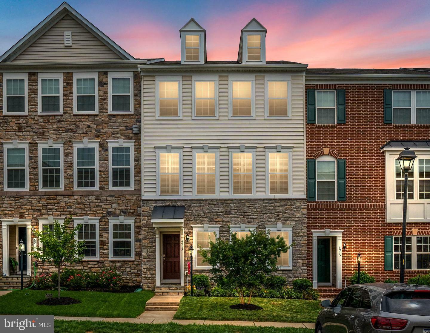 Property Photo:  6913 Bryson Circle  VA 20169 