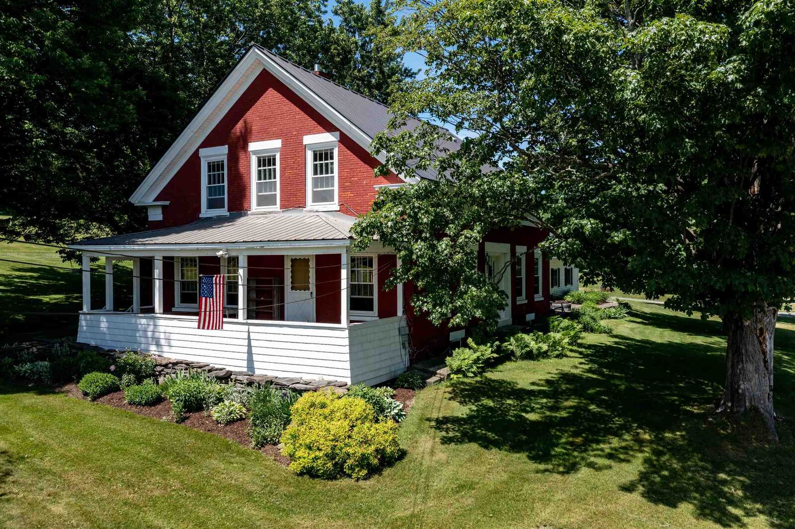 Property Photo: 1463 Blush Hill Road VT 05676