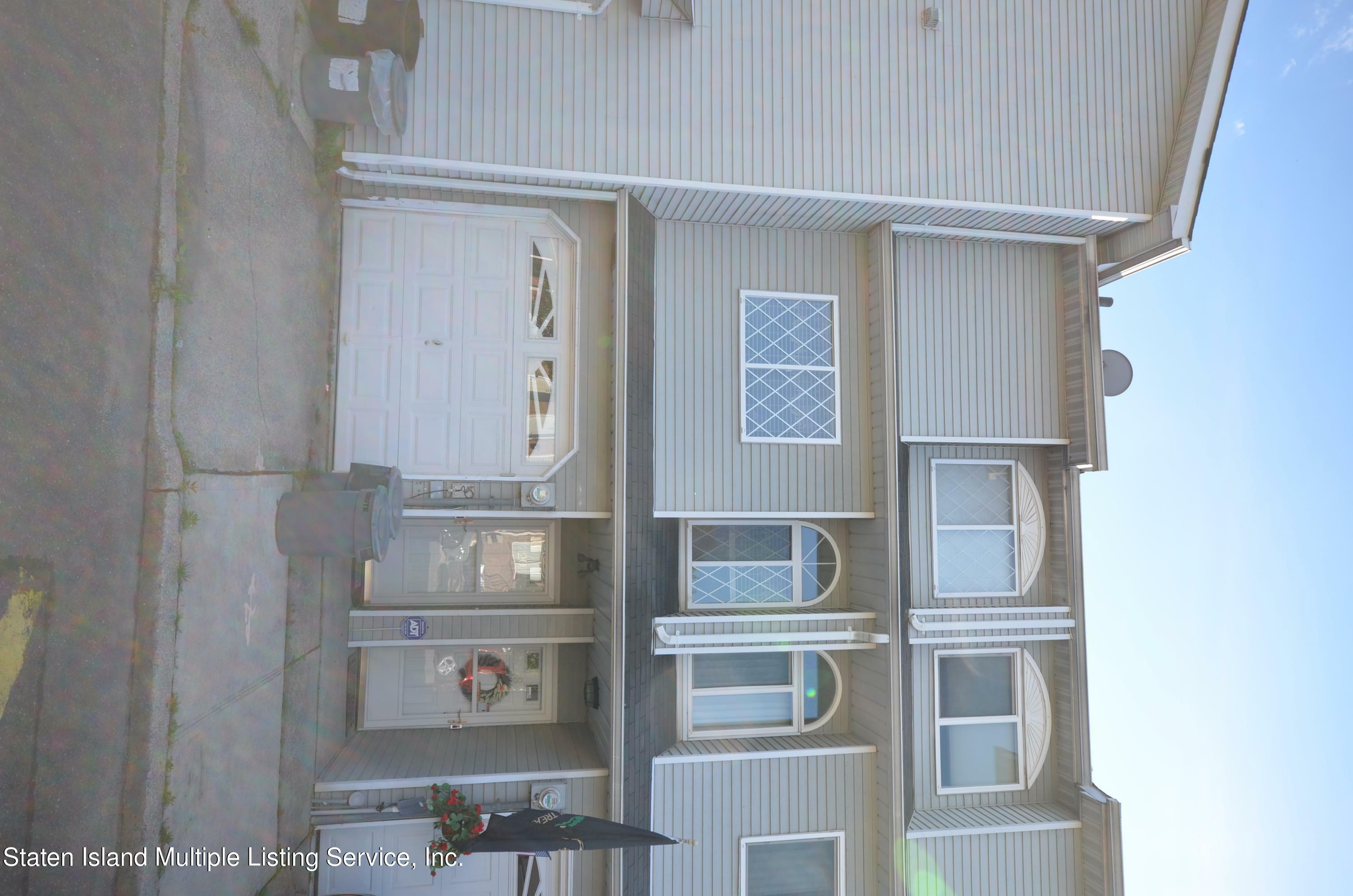 Property Photo: 20 Simmons Lane NY 10314
