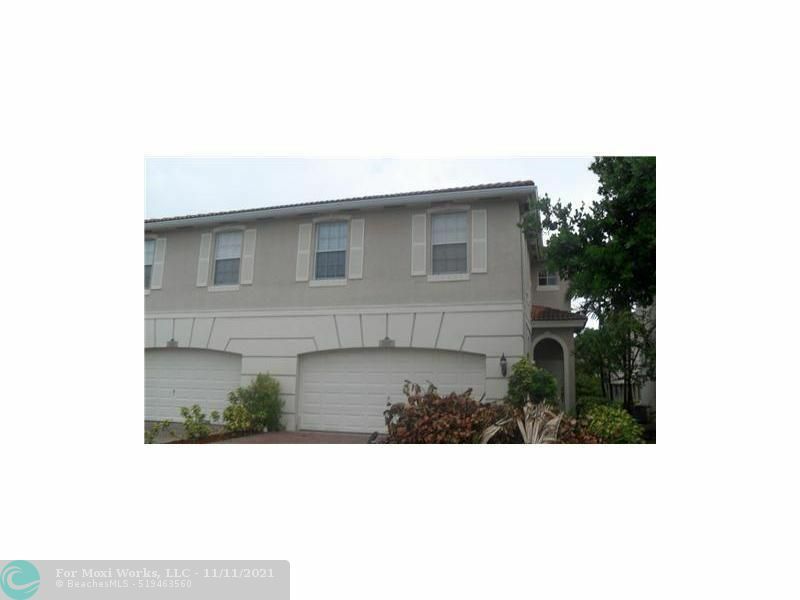 Property Photo:  5107 Meadow Oaks Dr  FL 33073 