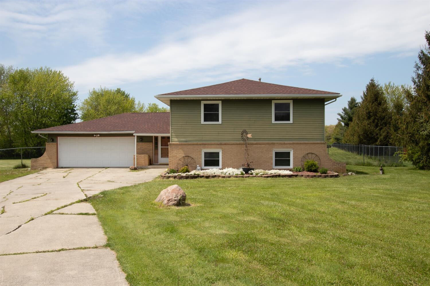 Property Photo:  8606 Wood Court  IN 46342 