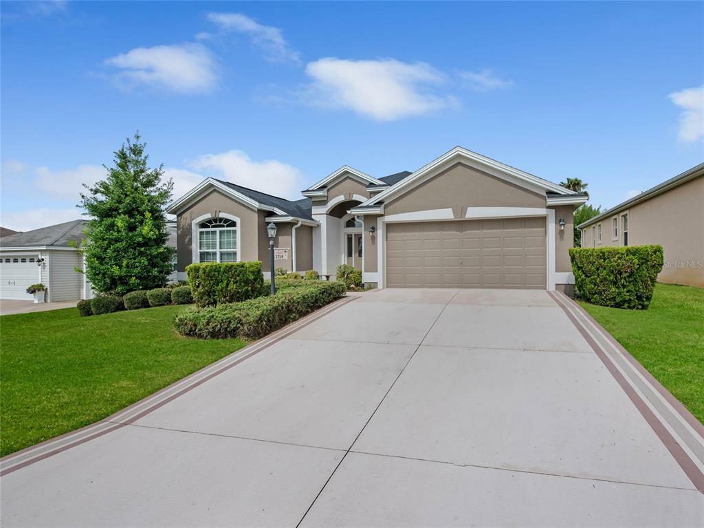 Property Photo:  2714 Stebbins Lane  FL 32162 