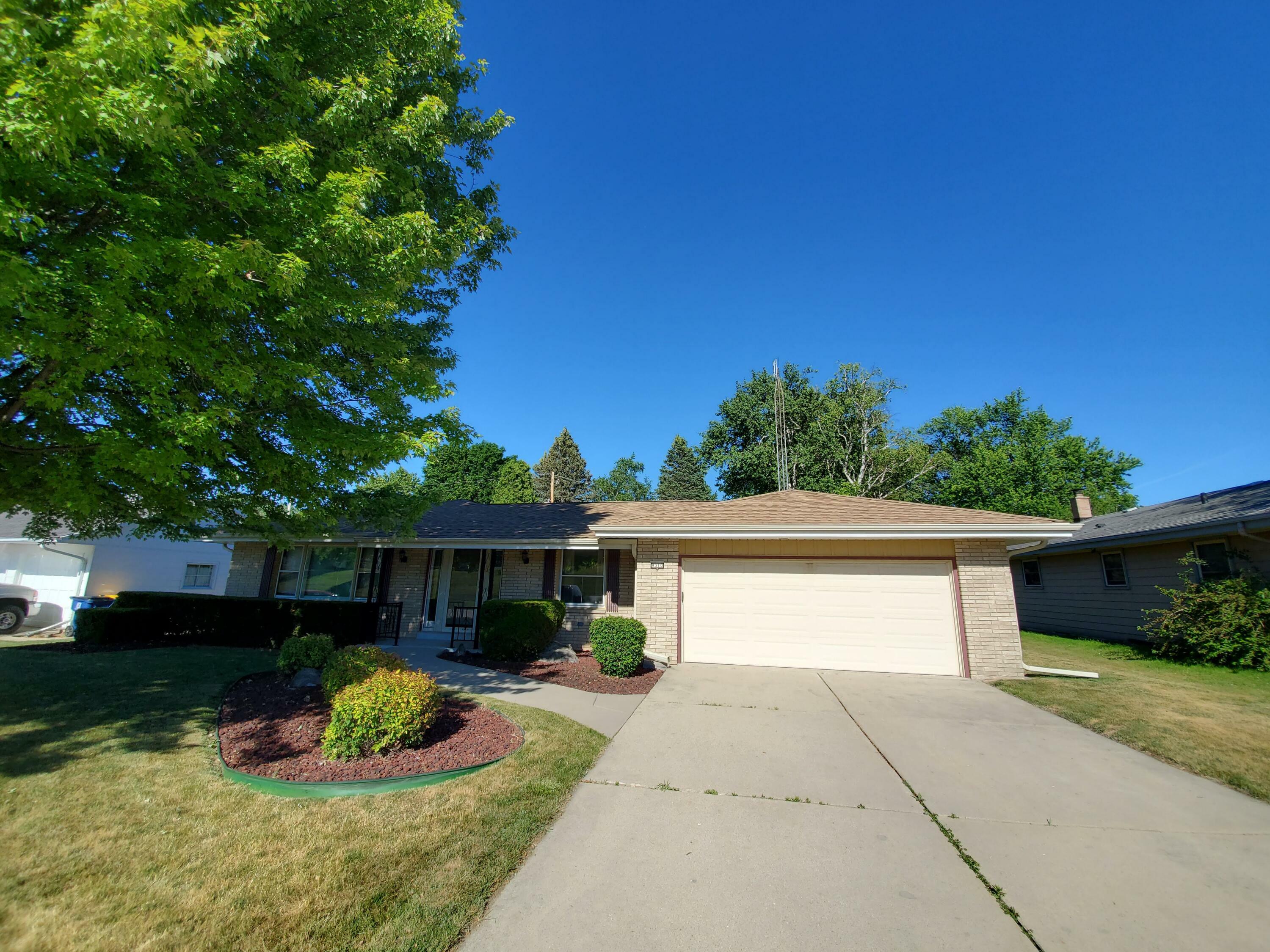 Property Photo: 9310 S 8th Ave WI 53154