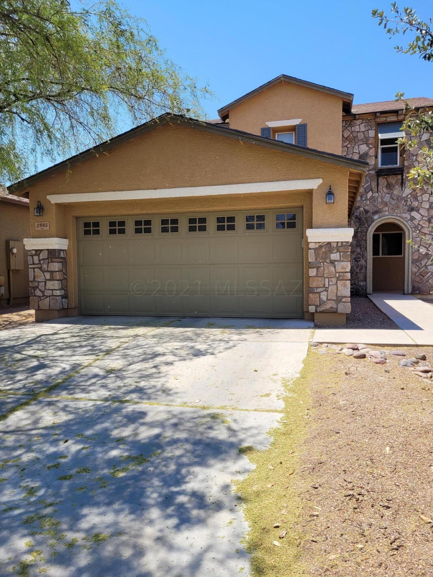 Property Photo:  2885 W Duskywing Drive  AZ 85741 