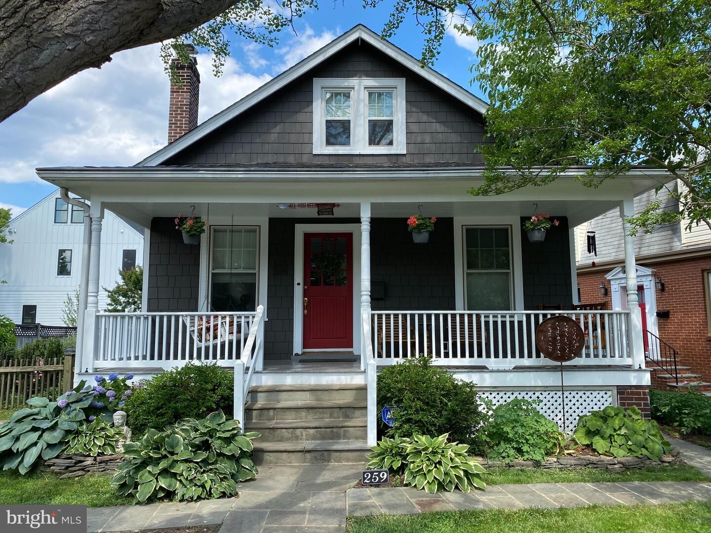 Property Photo: 259 N Bryan Street VA 22201