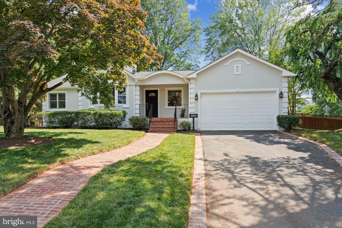 Property Photo:  6543 Chesterfield Avenue  VA 22101 