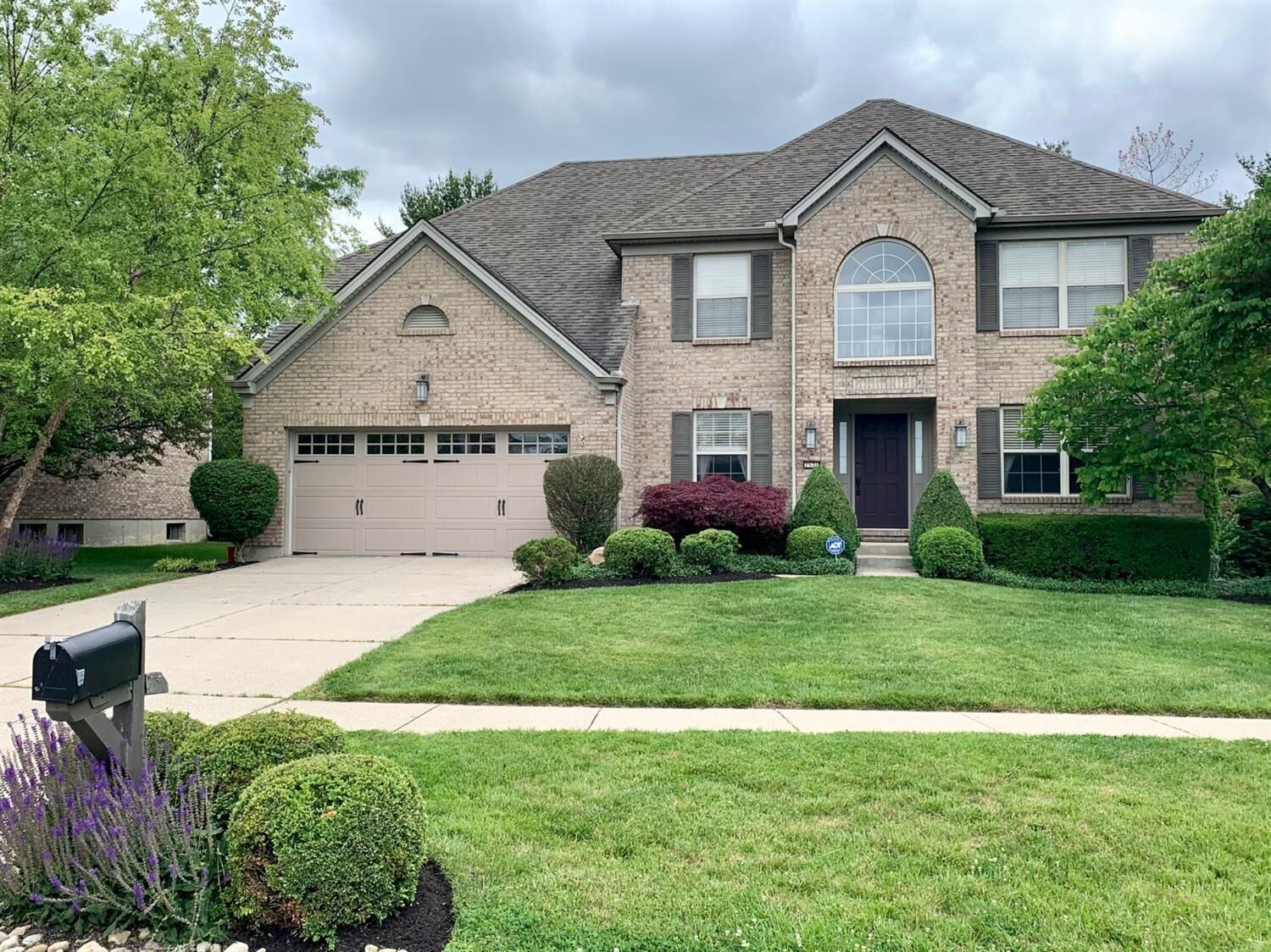 Property Photo:  7571 Kirkwood Dr  OH 45069 